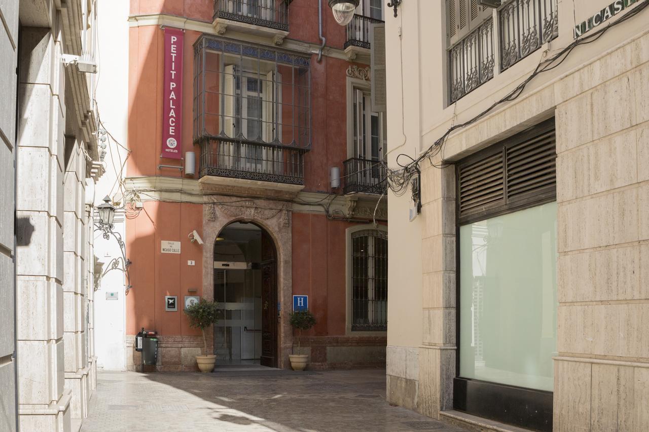 Petit Palace Plaza Málaga Buitenkant foto